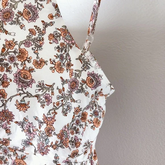 No Boundaries White and Brown Crop Camisole - Picture 11 of 17